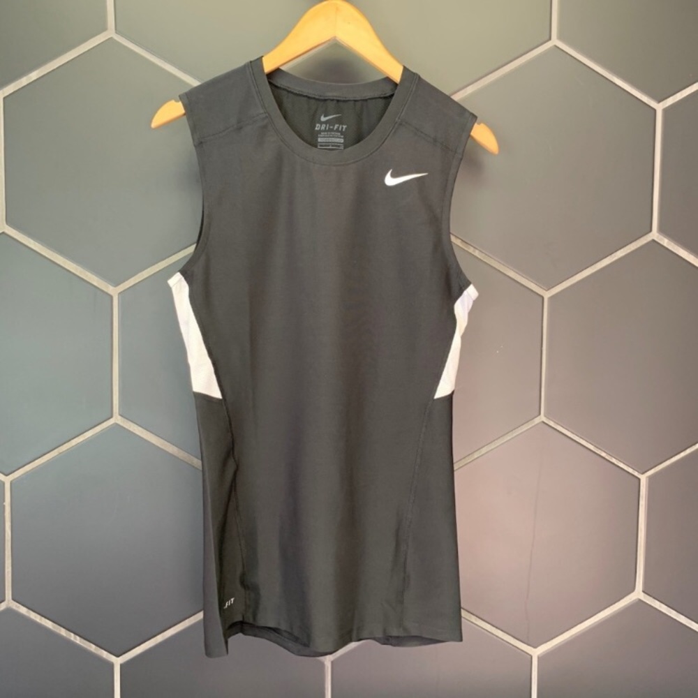 NWT Nike Men’s Dri-Fit Running Tank Top / Medium